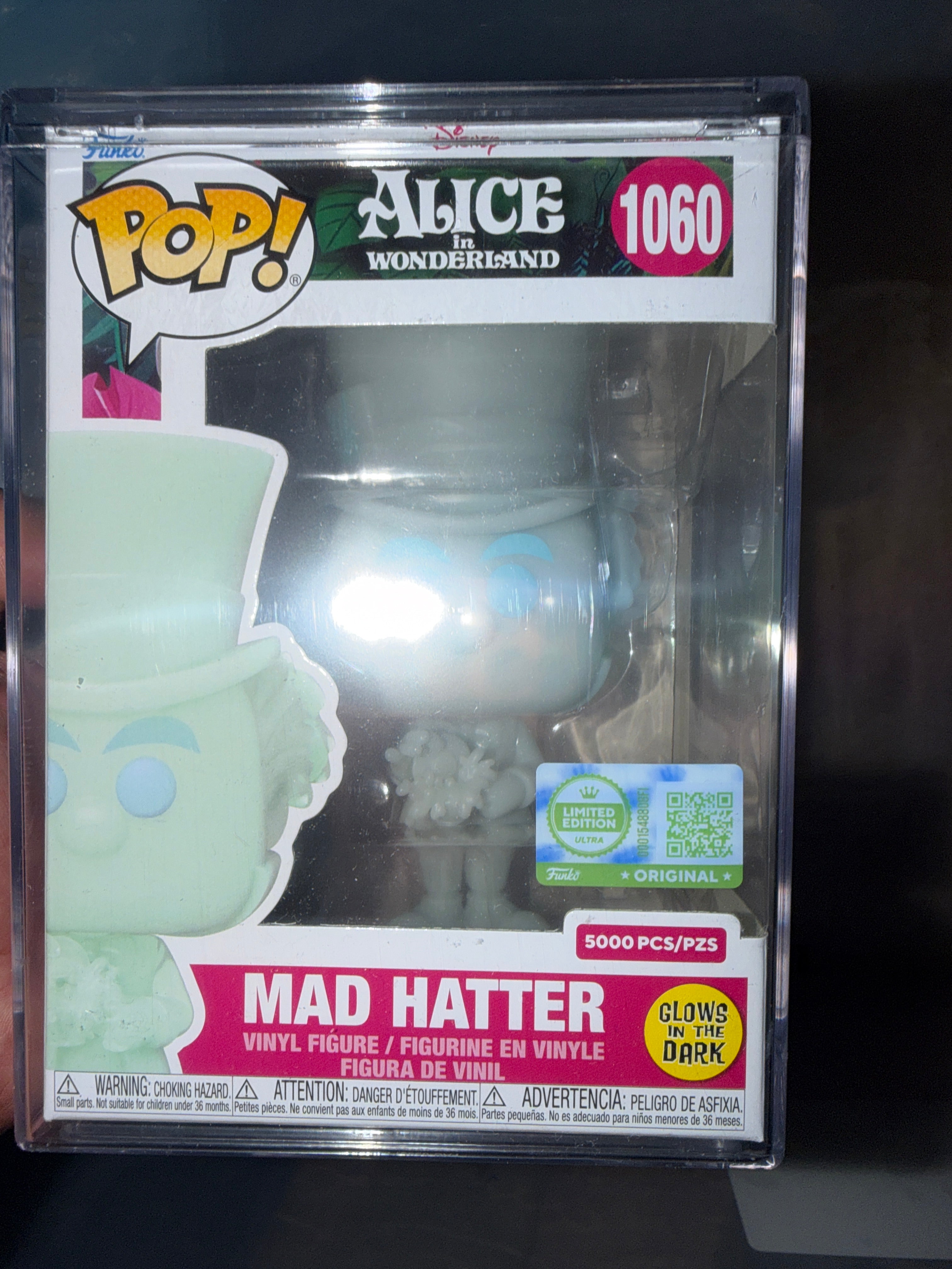 Funko Pop! Mad Hatter Glow
